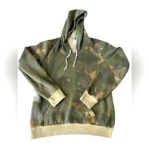 Alternative Apparel Camo Hoodie-Medium